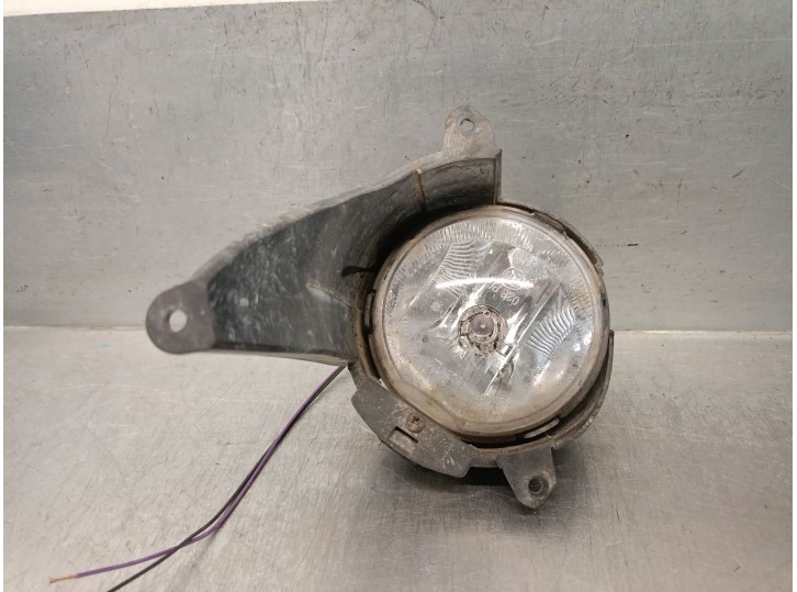 Replacement right front fog light for Opel Antara A (L07) 2.0 CDTi 4x4 OEM IAM reference 4806038 4806038 