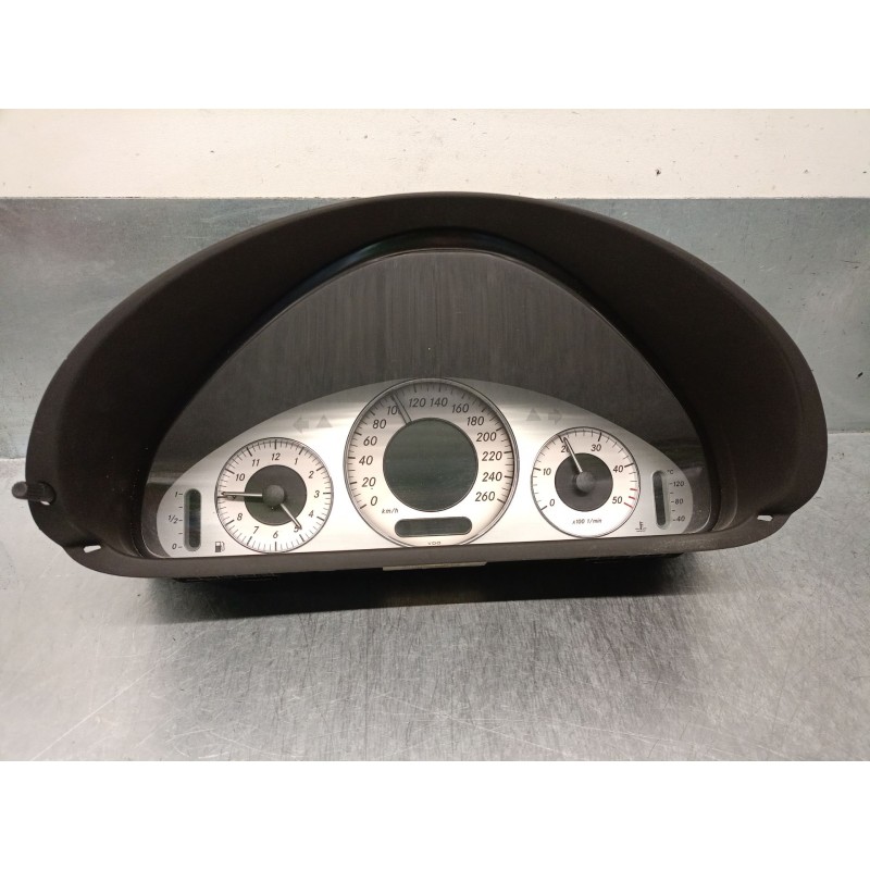 Recambio de cuadro instrumentos para mercedes-benz clk (c209) clk 320 cdi (209.320) referencia OEM IAM A2095400047  110080291012