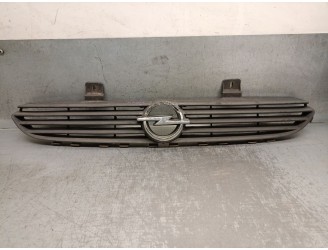 Recambio de rejilla delantera para opel corsa b (s93) 1.7 d (f08, f68, m68) referencia OEM IAM 93188728  