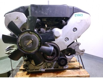 Recambio de motor completo para audi a8 d2 (4d2, 4d8) 3.7 referencia OEM IAM 