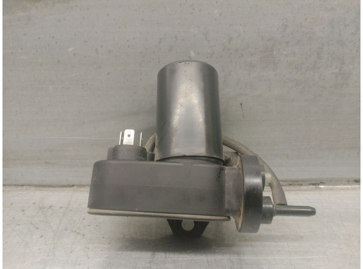 Replacement central locking control unit for Audi A8 D2 (4D2, 4D8) 3.7 OEM IAM reference 811907325 4B0907325 HELLA