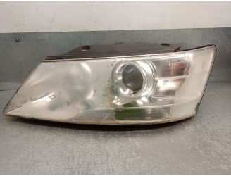 Recambio de faro izquierdo para hyundai sonata v (nf) 2.0 crdi referencia OEM IAM 921013K520 921013K520 