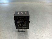 Replacement relay for Seat Ibiza (KJ1) 1.0 TSI OEM IAM reference 4H0951253C 