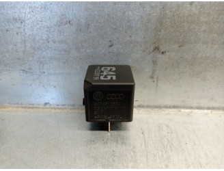 Recambio de rele para seat ibiza (kj1) 1.0 tsi referencia OEM IAM 4H0951253A  