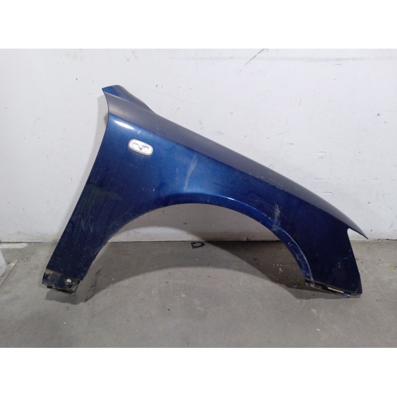 Recambio de aleta delantera derecha para hyundai sonata v (nf) 2.0 crdi referencia OEM IAM 663203K200  