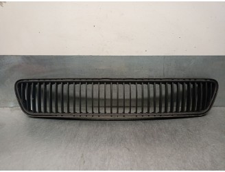 Recambio de rejilla paragolpes delantero para skoda fabia i (6y2) 1.4 tdi referencia OEM IAM 6Y0853677D 6Y0853677D 