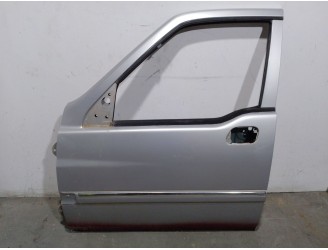 Recambio de puerta delantera izquierda para ssangyong korando (c300) e-motion referencia OEM IAM 6200105113  