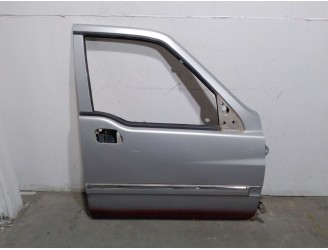 Recambio de puerta delantera derecha para ssangyong korando (c300) e-motion referencia OEM IAM 6200205113  