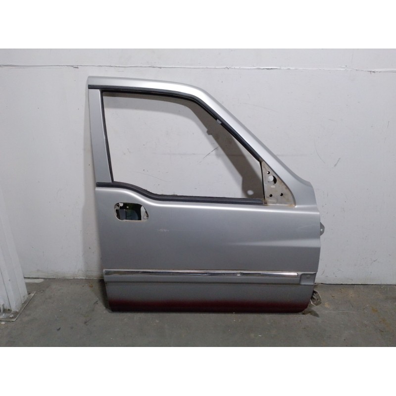 Recambio de puerta delantera derecha para ssangyong korando (c300) e-motion referencia OEM IAM 6200205113  