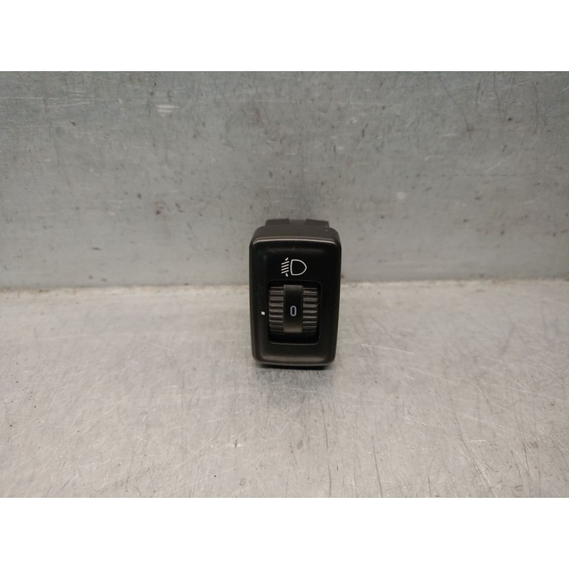 Recambio de interruptor para ssangyong korando (c300) e-motion referencia OEM IAM   