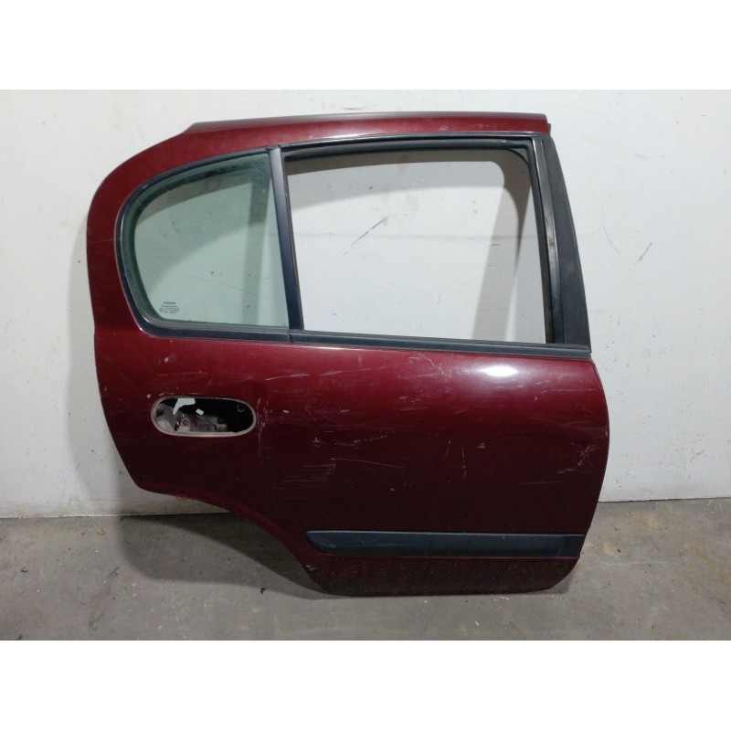 Recambio de puerta trasera derecha para nissan almera ii hatchback (n16) 2.2 di referencia OEM IAM 821005M431  