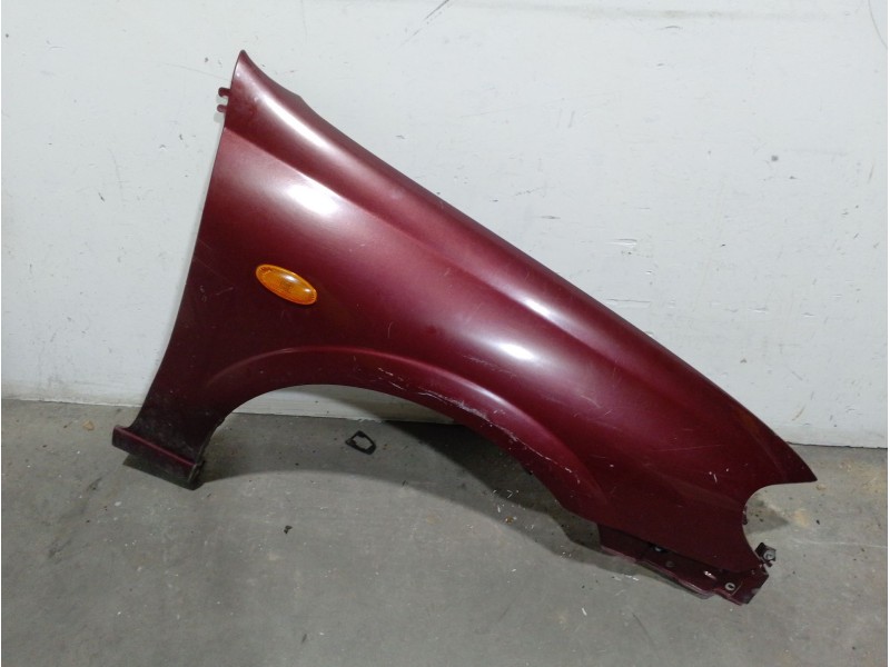 Recambio de aleta delantera derecha para nissan almera ii hatchback (n16) 2.2 di referencia OEM IAM 631004M631  