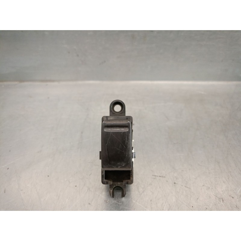 Recambio de mando elevalunas delantero derecho para nissan almera ii hatchback (n16) 2.2 di referencia OEM IAM 254110V000 254110