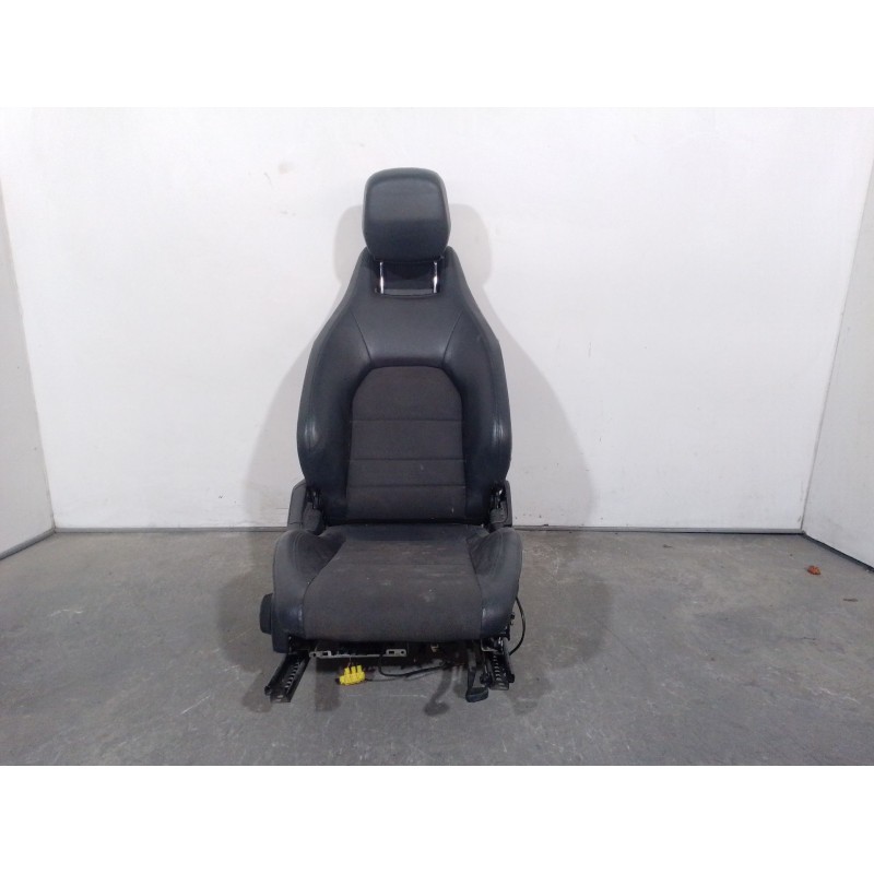 Recambio de asiento delantero derecho para mercedes-benz clase c (w204) coupe 2.1 cdi cat referencia OEM IAM A20791058469G24 A20