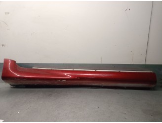 Recambio de faldon lateral para ssangyong korando (c300) e-motion referencia OEM IAM 7955605800X  