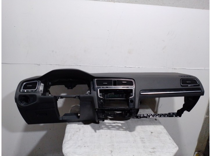 Recambio de salpicadero para volkswagen golf vii (5g1, bq1, be1, be2) 1.4 tsi referencia OEM IAM 5G1857003P 