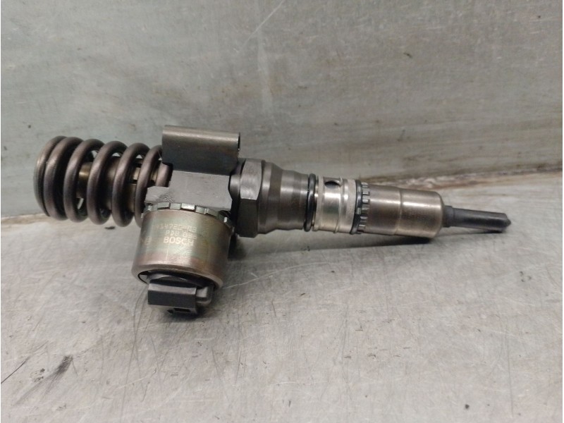 Recambio de inyector para audi a3 (8p) 2.0 tdi referencia OEM IAM 03G130073B 03G130073BX 0414720403 BOSCH