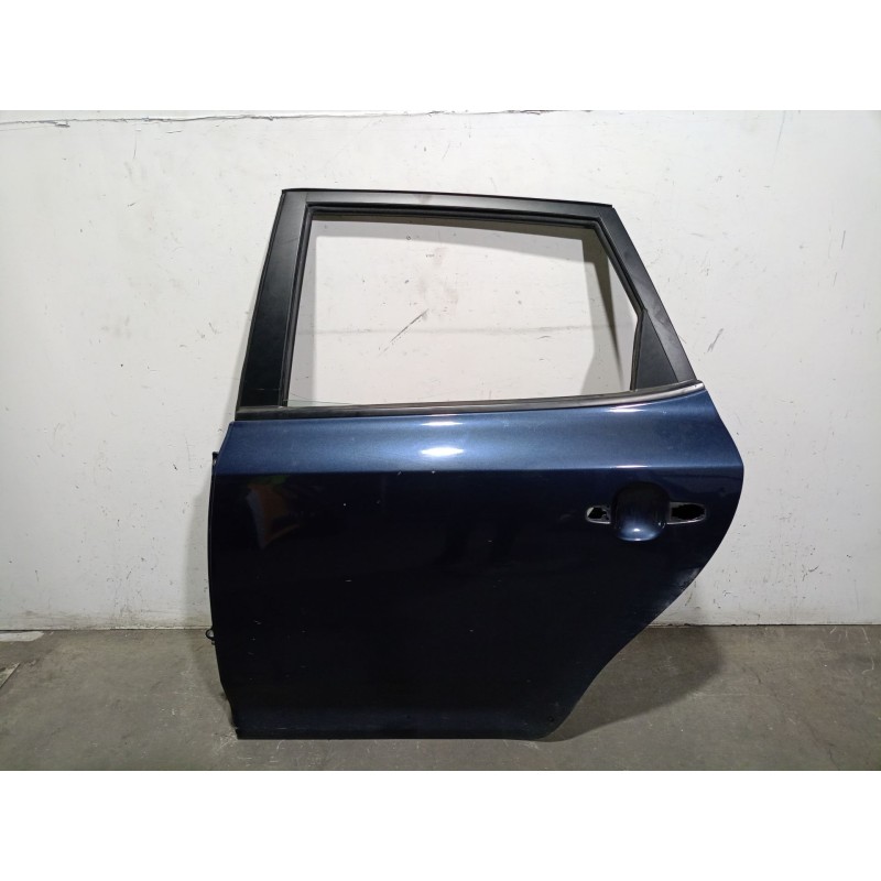 Recambio de puerta trasera izquierda para kia cee´d hatchback (ed) 1.6 referencia OEM IAM 770031H000  