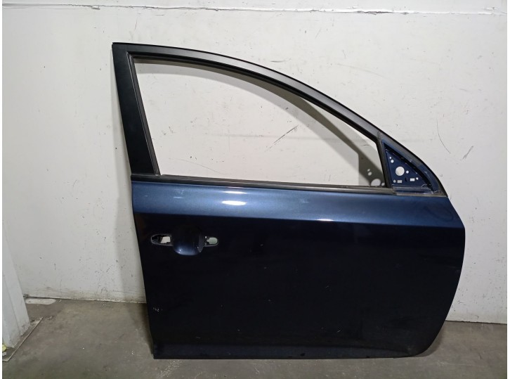 Recambio de puerta delantera derecha para kia cee´d hatchback (ed) 1.6 referencia OEM IAM 760041H000 