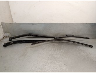 Recambio de brazo limpia delantero derecho para hyundai i40 i (vf) 1.7 crdi referencia OEM IAM 983213Z000 983113Z000 