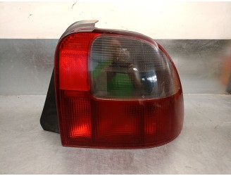 Replacement rear right tail light for Rover 45 I Sedan (RT) 2.0 V6 OEM IAM reference 5224459 