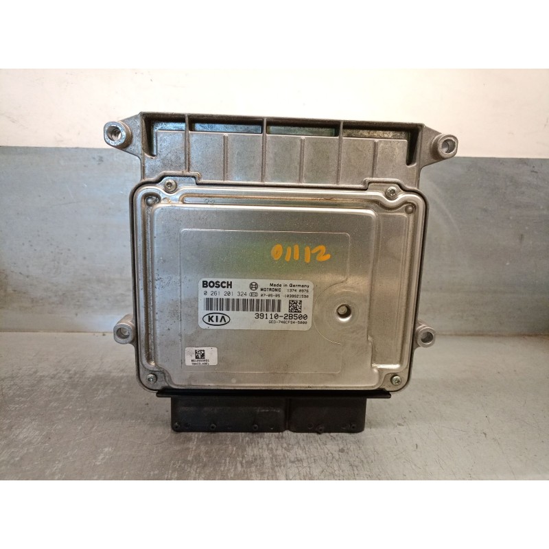 Recambio de centralita motor uce para kia cee´d hatchback (ed) 1.6 referencia OEM IAM 391102B500  0261201324 BOSCH