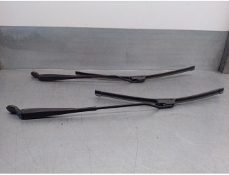 Recambio de brazo limpia delantero derecho para renault megane i classic (la0/1_) 1.4 (la0e, la0v) referencia OEM IAM 7700834482