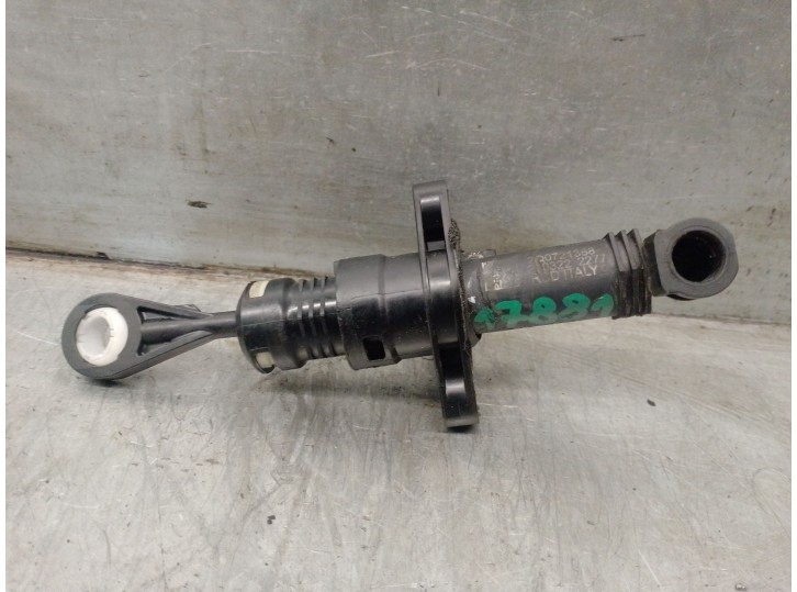 Recambio de bomba embrague para seat ibiza (kj1) referencia OEM IAM 2Q0721388 6R0721405B 