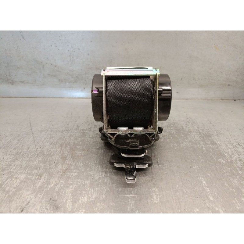 Recambio de cinturon seguridad trasero central para mazda 3 sedán (bk) 1.6 di turbo (bk12y) referencia OEM IAM BS4J57740B02 BS4J