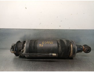 Recambio de amortiguador trasero izquierdo para mercedes-benz clase sl (w230) roadster 55 amg (230.474) referencia OEM IAM A2303