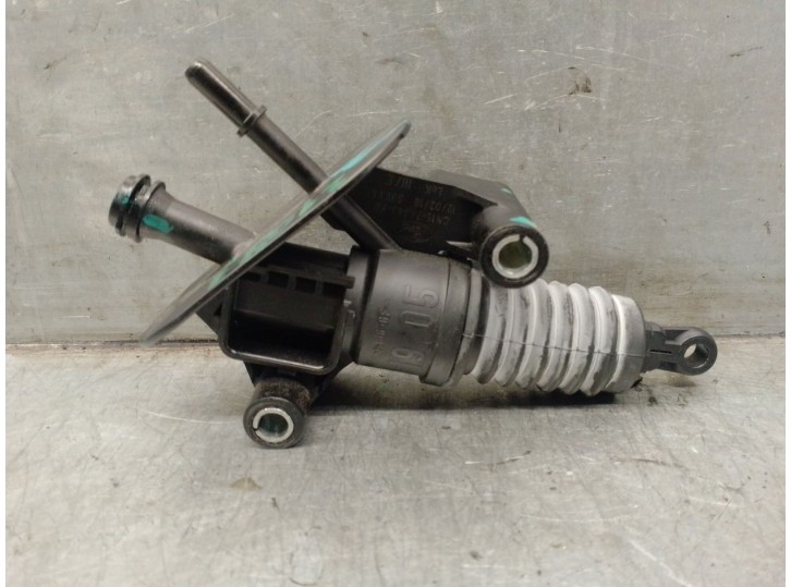 Recambio de bombin embrague para ford ecosport 1.0 ecoboost referencia OEM IAM CN157A543BB CN157A543BB 