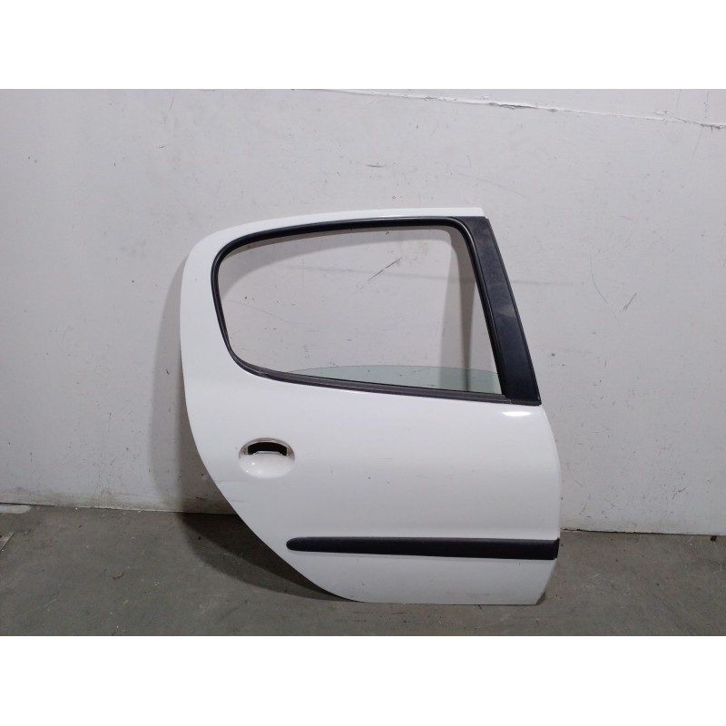 Recambio de puerta trasera derecha para peugeot 206 hatchback (2a/c) 1.9 d referencia OEM IAM 9008A5  