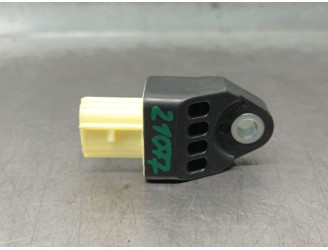 Recambio de sensor impacto para toyota auris station wagon (_e18_) 1.8 hybrid (zwe186_) referencia OEM IAM 8983102160  DENSO