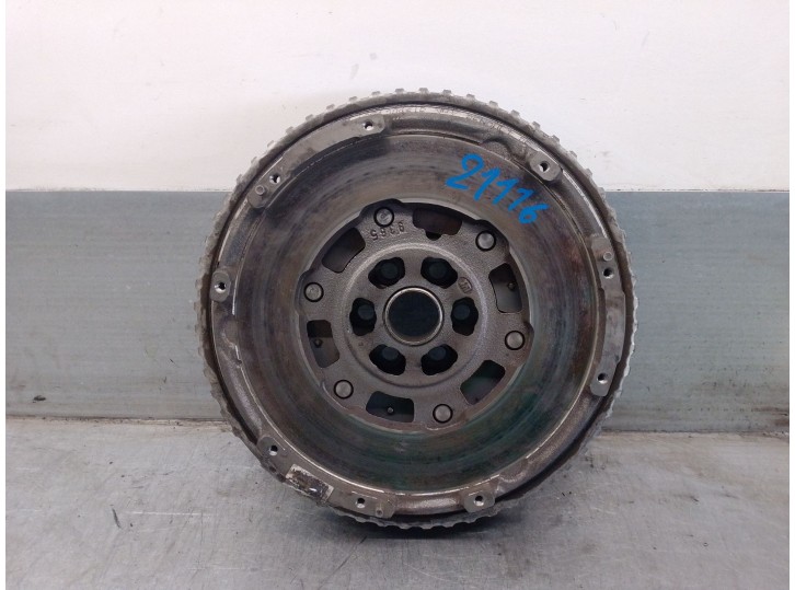 Recambio de volante motor para renault grand scénic iv (r9_) 1.3 tce 140 referencia OEM IAM 123100461R  