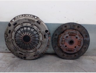 Replacement clutch kit for Seat Leon (5F1) 1.4 TSI OEM IAM reference 03C141031D 03C141031D 