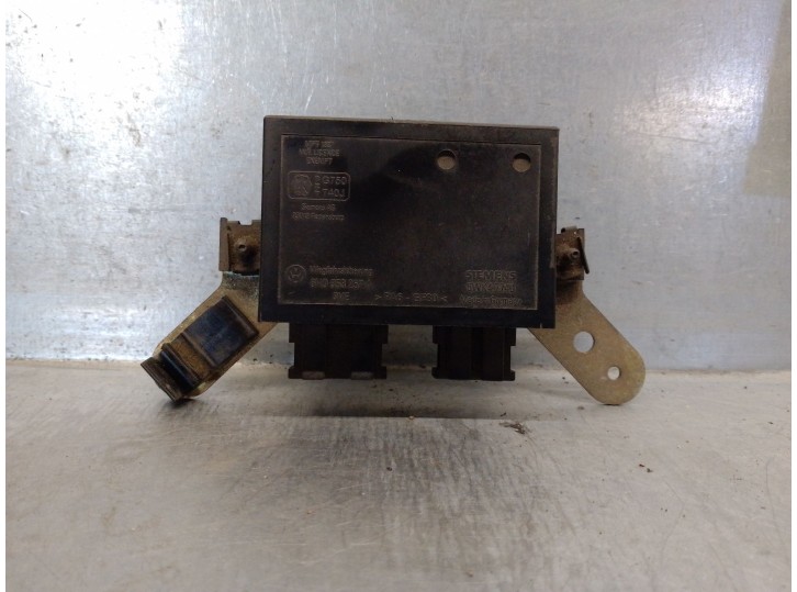 Recambio de centralita inmovilizador para seat ibiza ii (6k1) 1.9 d referencia OEM IAM 6H0953257A 5WK47740 SIEMENS