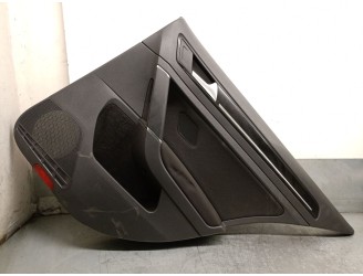 Replacement rear right door trim panel for Volkswagen Golf VII (5G1, BQ1, BE1, BE2) 1.4 TSI OEM IAM reference 5G6867212