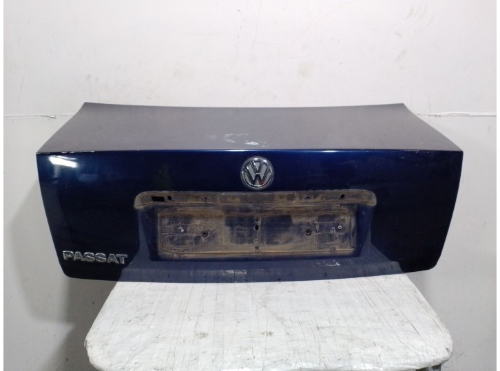Recambio de porton trasero para volkswagen passat b5 (3b2) 1.9 tdi referencia OEM IAM 3B5827025C 