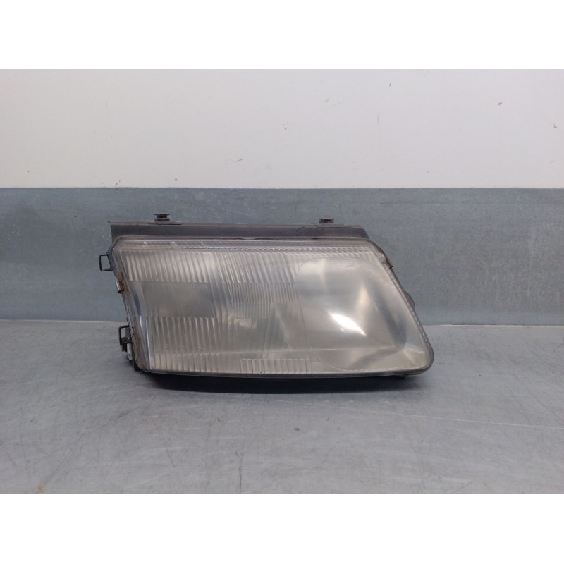 Recambio de faro derecho para volkswagen passat b5 (3b2) 1.9 tdi referencia OEM IAM 3B0941018L 3B0941018L 