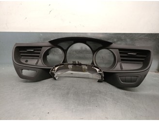 Recambio de embellecedor cuadro para citroën c5 iii (rd_) 2.0 hdi 165 referencia OEM IAM 9682386677 8231R5 9682387877