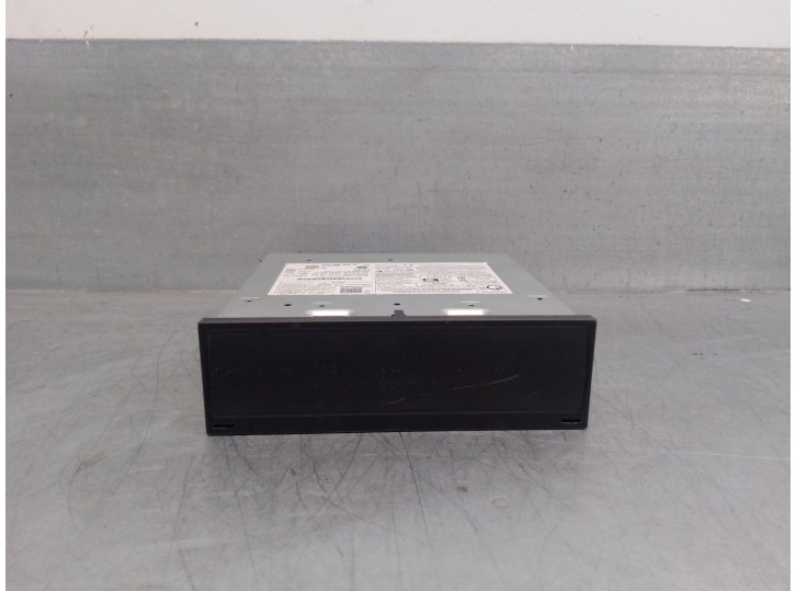 Replacement GPS navigation system for Seat Ibiza (KJ1) OEM IAM reference 575035862H 