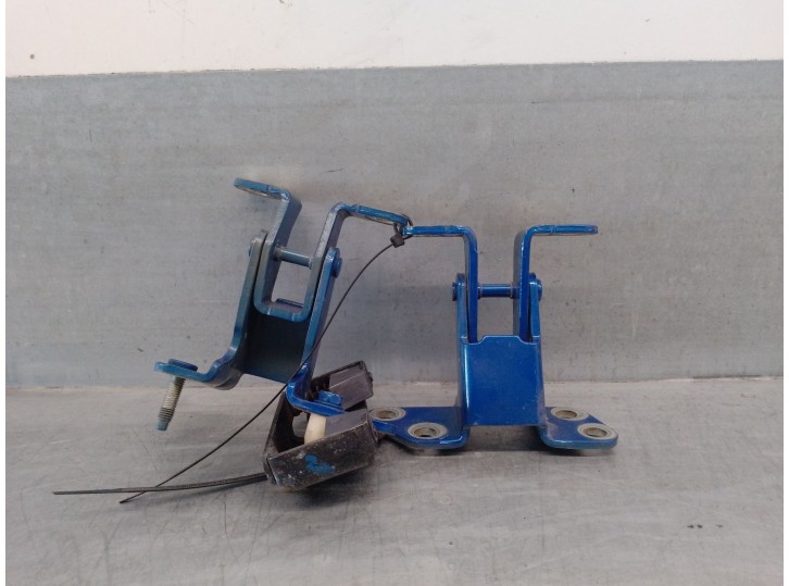 Recambio de bisagra porton para ford ecosport 1.0 ecoboost referencia OEM IAM CN15N42983AA 2085440 