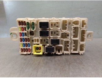 Recambio de caja reles / fusibles para mitsubishi mirage / space star vi hatchback (a0_a) 1.0 (a05a) referencia OEM IAM 1234101 