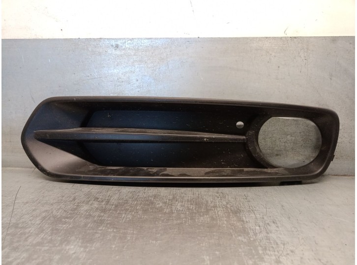 Recambio de rejilla paragolpes izquierda para bmw 1 (f20) 116 i referencia OEM IAM 51117272563 51117341611 