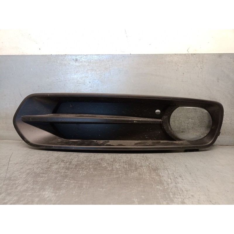 Recambio de rejilla paragolpes izquierda para bmw 1 (f20) 116 i referencia OEM IAM 51117272563 51117341611 