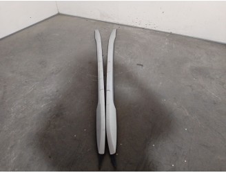 Recambio de portaequipajes para ford ecosport 1.0 ecoboost referencia OEM IAM 2009147 2009143 