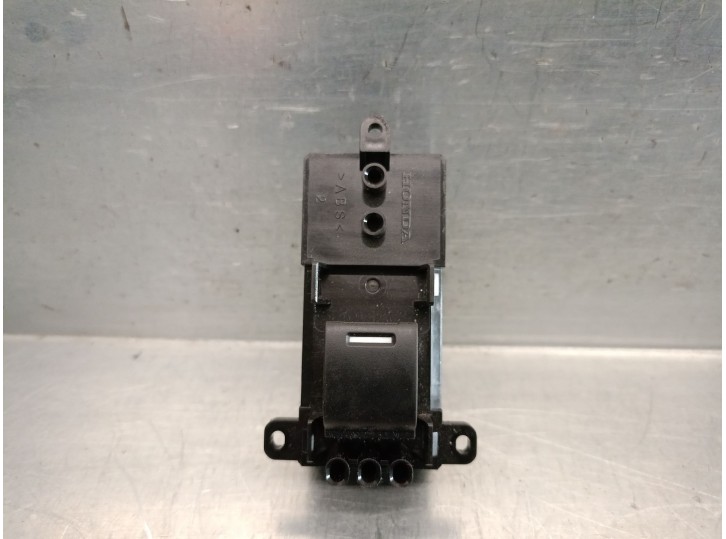 Replacement rear left window switch for Honda HR-V (RU) 1.6 i-DTEC (RU8) OEM IAM reference 35780T7SG01 