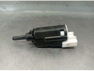 Recambio de interruptor para nissan nv400 furgoneta (x62, x62b) dci 130 referencia OEM IAM 253251679R 253251679R V MERCATI