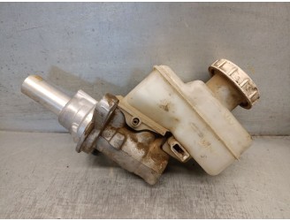 Recambio de bomba freno para mitsubishi l200 / triton (ka_t, kb_t) 2.5 di-d 4wd (kb4t) referencia OEM IAM 4625A498 4625A498 7193