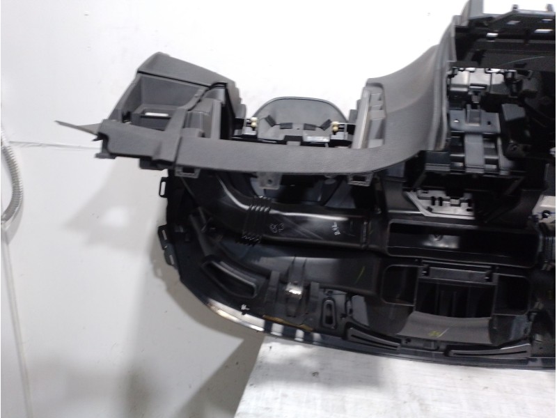 Recambio de salpicadero para ford ecosport 1.0 ecoboost referencia OEM IAM 2031611  